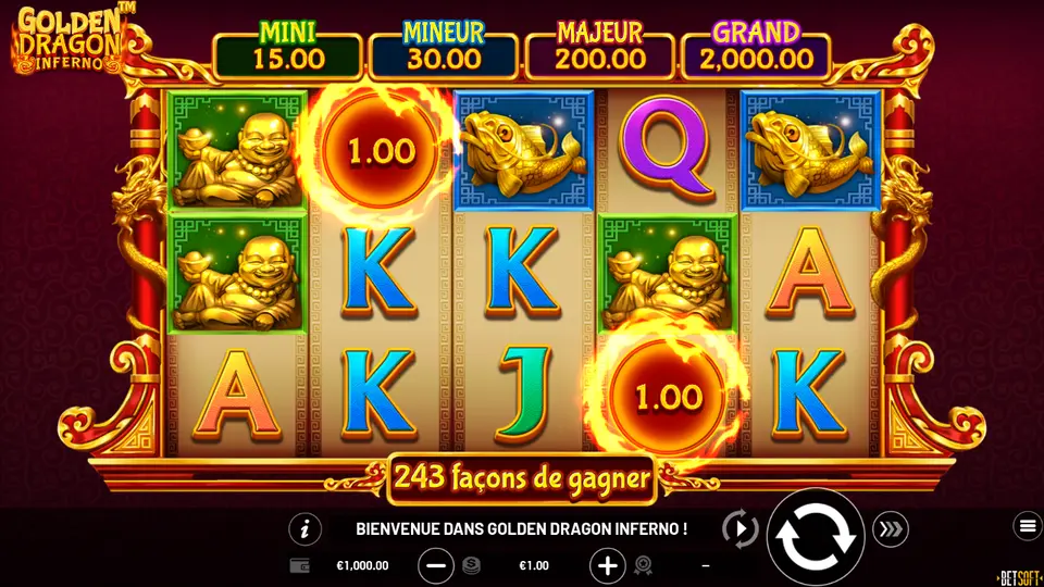 Grille de 5 rouleaux sur 3 rangées de Golden Dragon Inferno : personnages et animaux dorés en cadres colorés, lettres A, K, Q et J, deux pièces enflammées marquées 1.00 ; au-dessus, les compteurs MINI 15.00, MINEUR 30.00, MAJEUR 200.00 et GRAND 2,000.00 ; dessous, le bandeau 243 façons de gagner